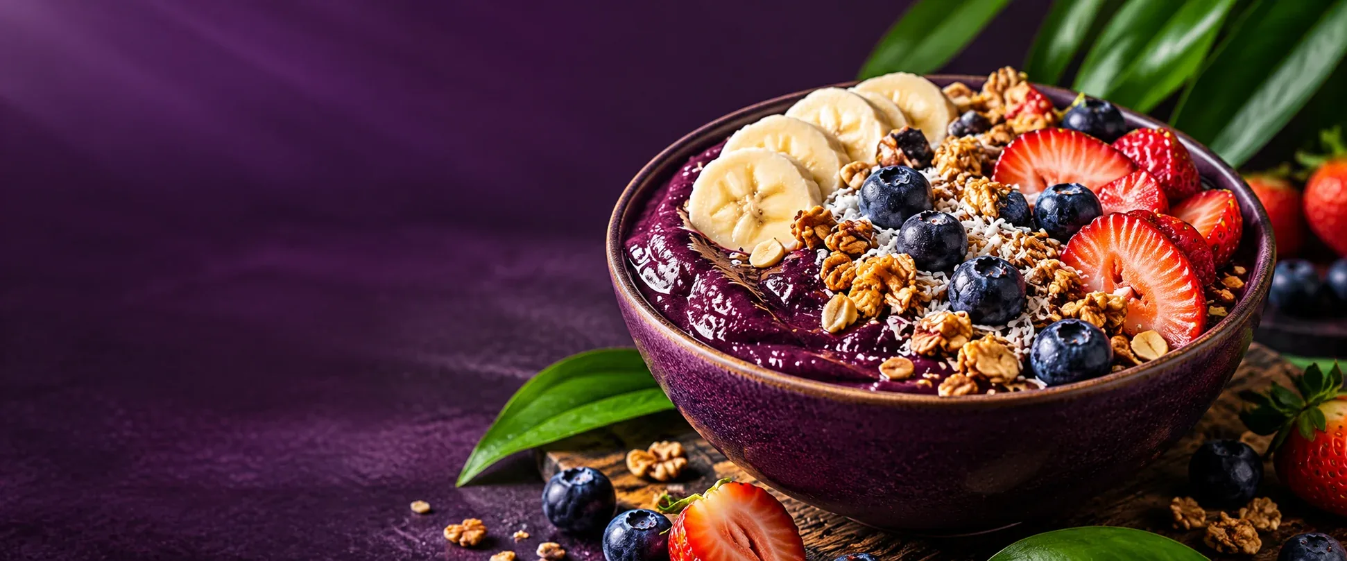Tigela de açaí com frutas